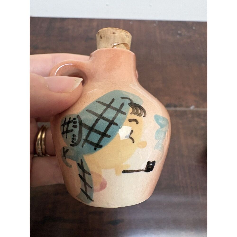 Vtg Rare Arkansas Traveler Ma & Pa Hillbilly Salt & Pepper Shakers Moonshine Jug - Picture 2 of 8